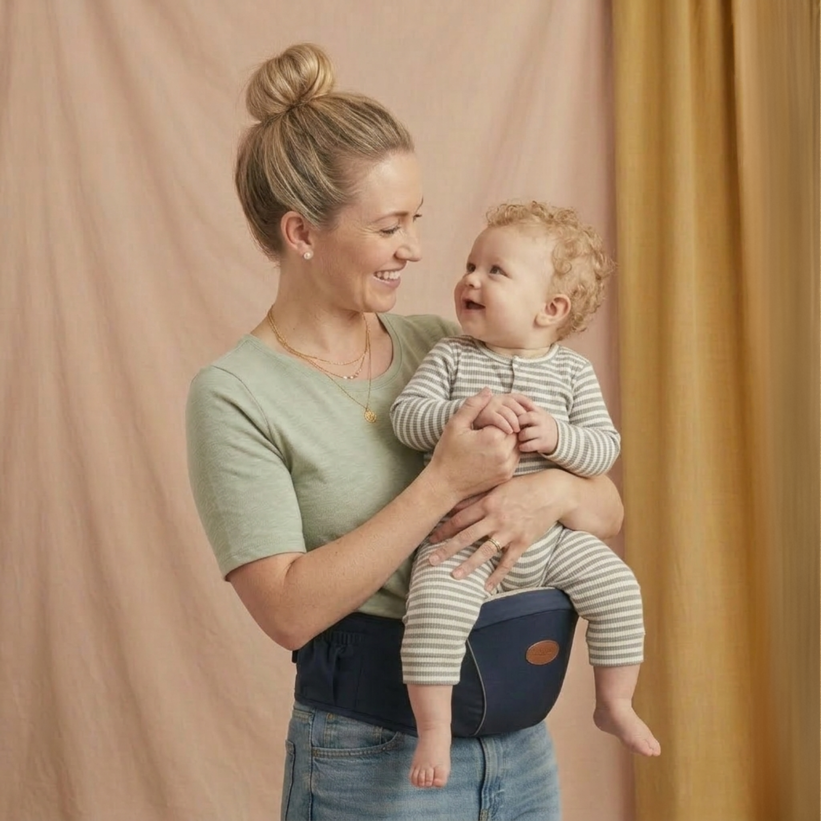 Hip Seat Baby Carrier